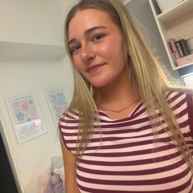 Babysitter in Christchurch: Lily