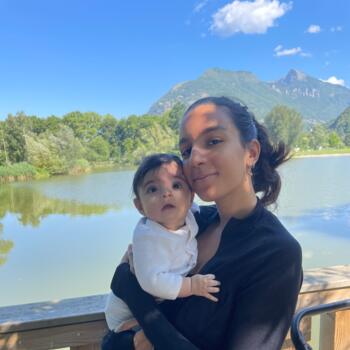 Babysitter in Grenoble: Nora