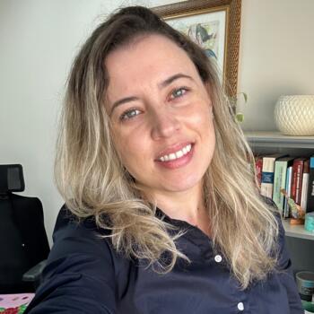 Babysitter in Cork: VIVIANE