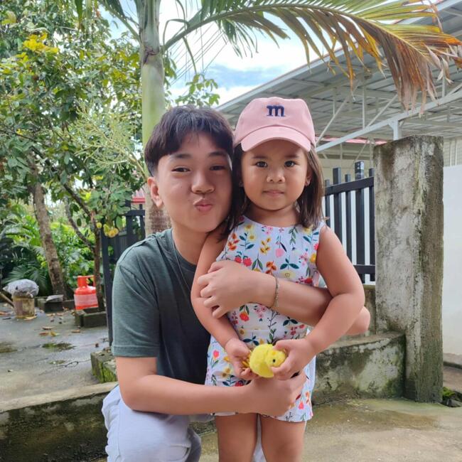 Babysitter in Seoul: Esan