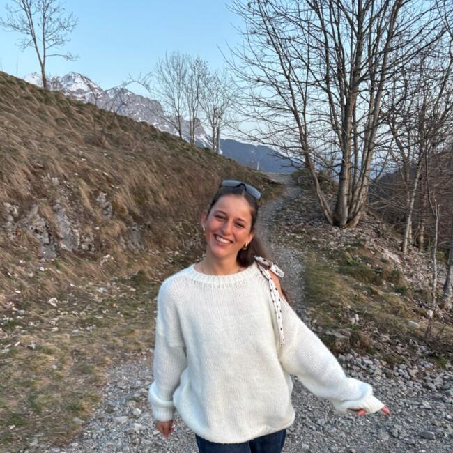 Baby-sitter in Genève: Lou