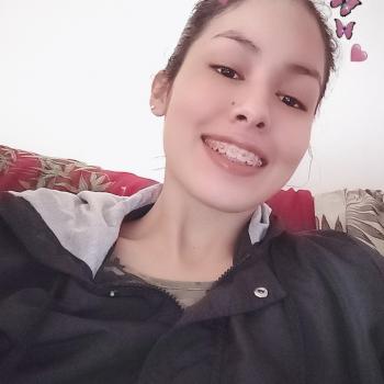 Niñera Ate: Angela