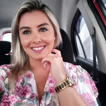 Babá Guarujá: Bruna Bruna