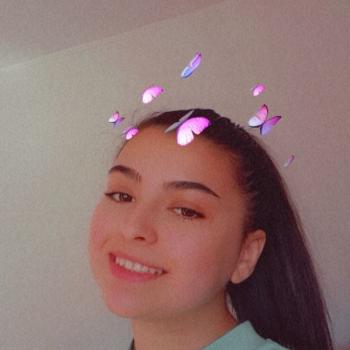 Babysitter in Bruges: Denisa