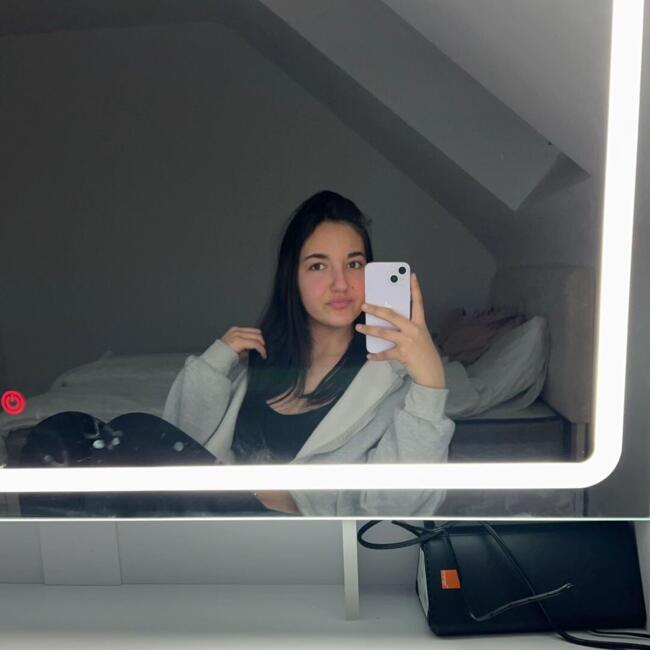Babysitter in Kortrijk: Fatima