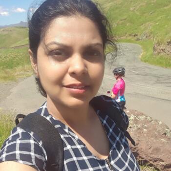 Babysitter in Christchurch: Ivoni