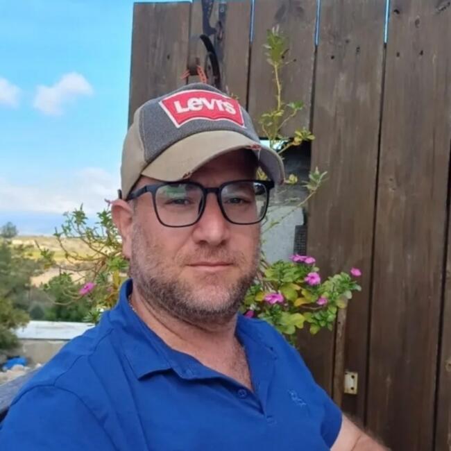 Babysitting job in Paphos: Erez