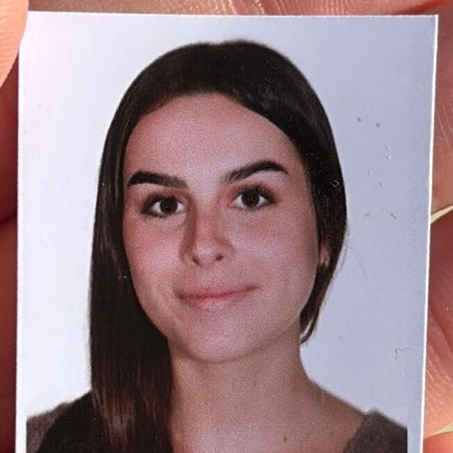 Babysitter in Granada: Laia