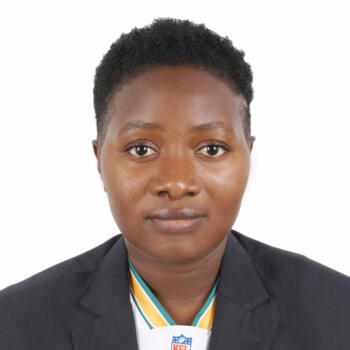 مربية أطفال الدوحة: NABUKENYA