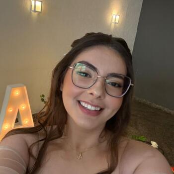 Babysitter in Cergy: Yasmim