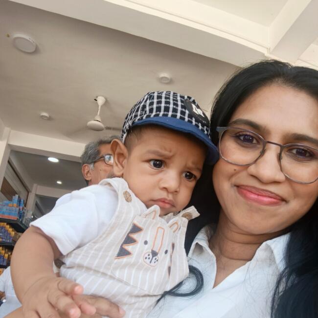 Babysitting job in Padiyatalawa: Nirasha