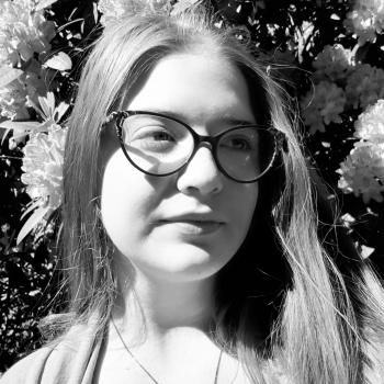 Niñera en Chapelle-lez-Herlaimont: Julie