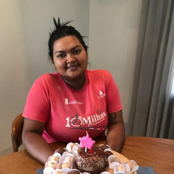 Babá em Cuiabá: Leidiane