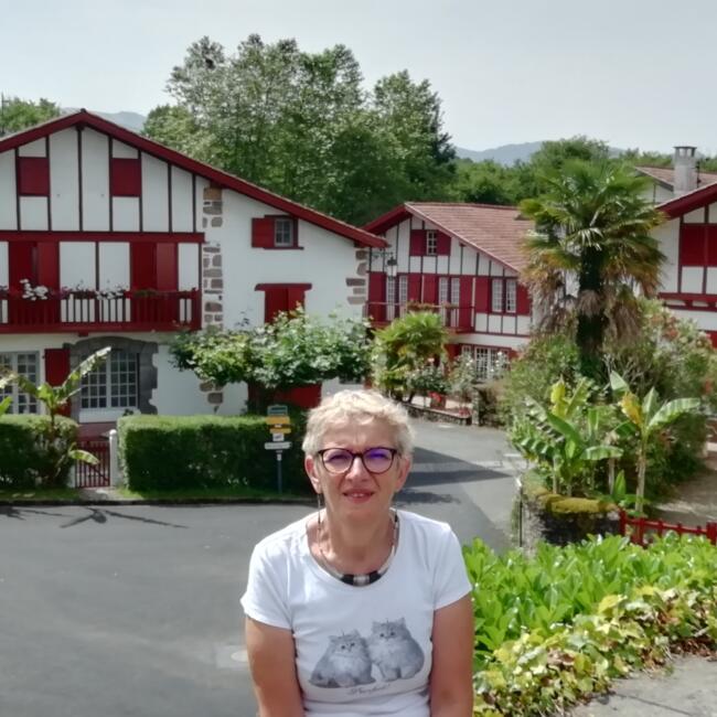 Nounou à Léobard: Veronique