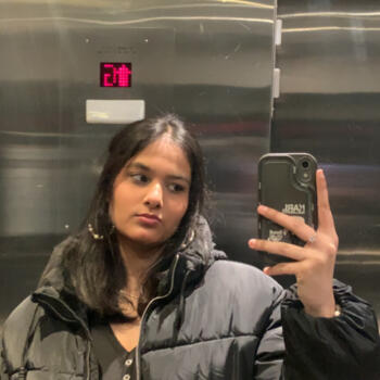 Babysitter in London: Khushi