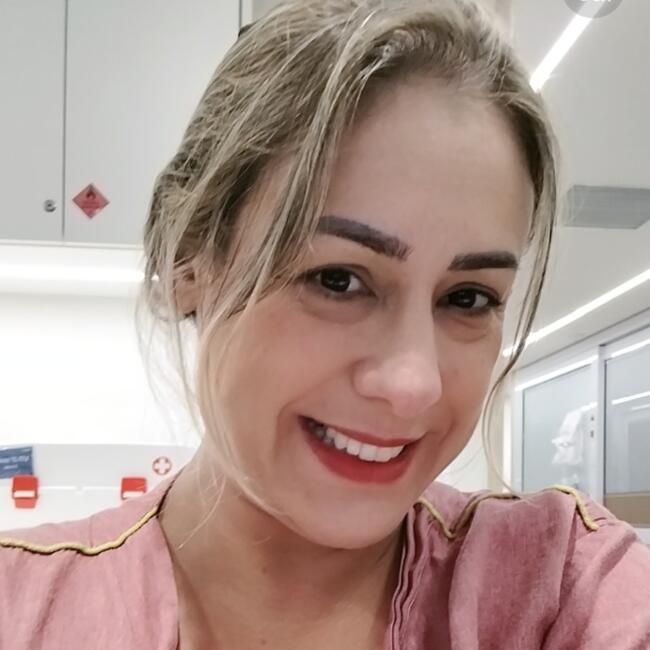 Babysitter in Barueri: Thalita