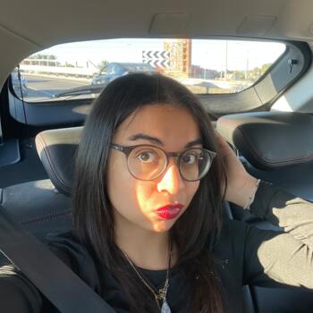 Canguro en Alicante: Valeria