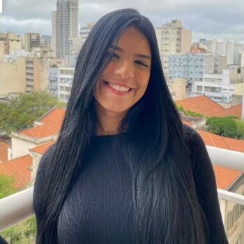 Babysitter Criciúma: Anna Julia