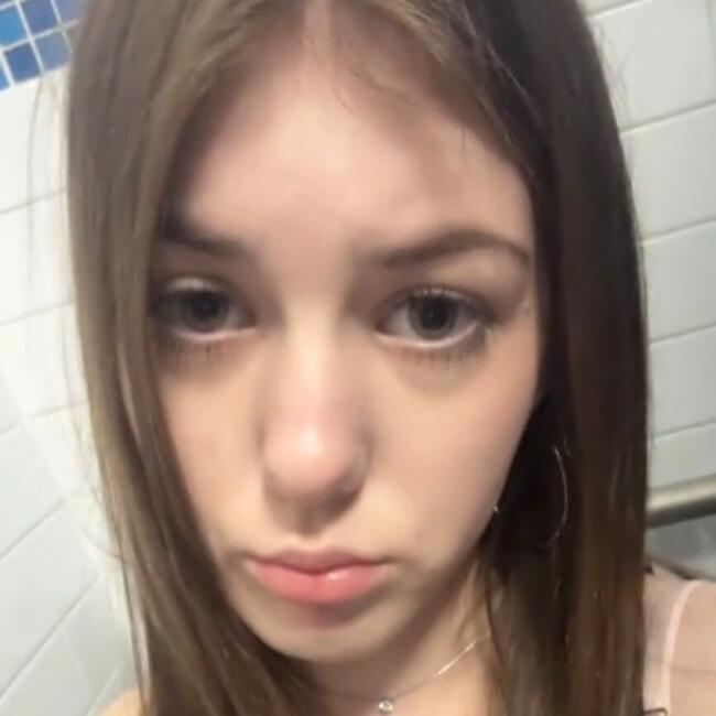 Baby-sitter in Winnipeg: Evelina