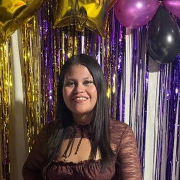 Babysitter in Manuel Alberti: Ivana