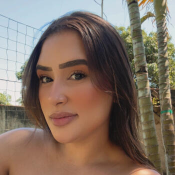 Babysitter Londrina: Karina