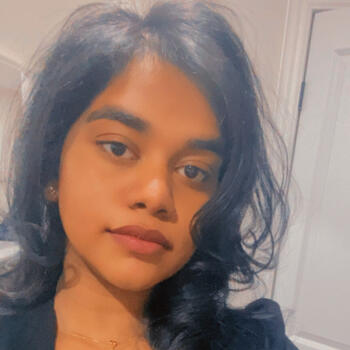 Baby-sitter Whitby: Shasmila