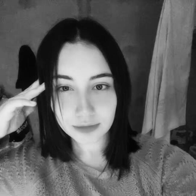 Babysitter in San Carlos: Julieta