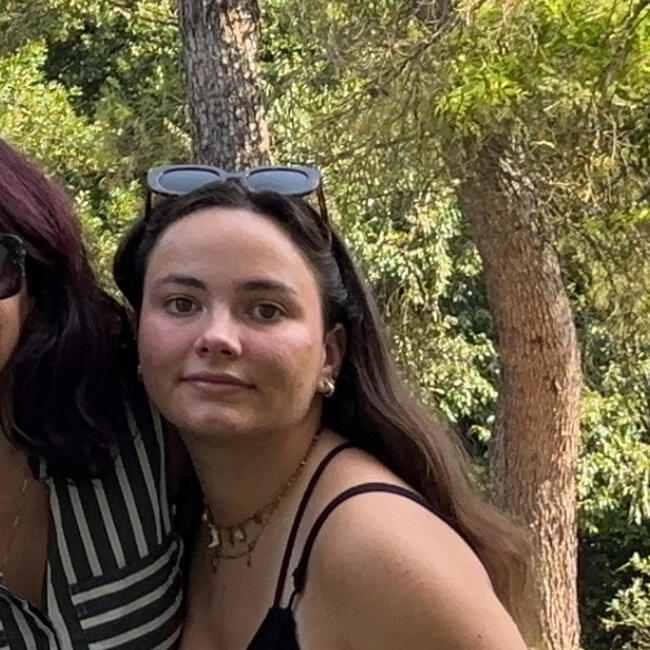 Babysitter in Grenoble: Loubna