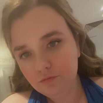 Babysitter Swindon: Katie