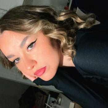 Babysitter in Naples: Giulia