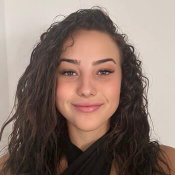 Babysitter in San Fernando: Belen