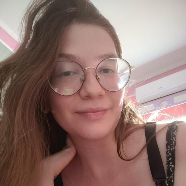 Babysitter in Franca: Camila