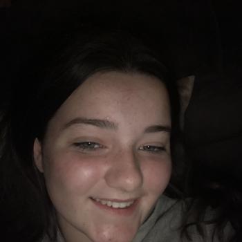 Babysitter in Navan: Caitlin