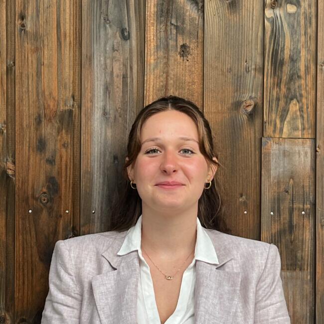 Babysitter in Lille: Léonie
