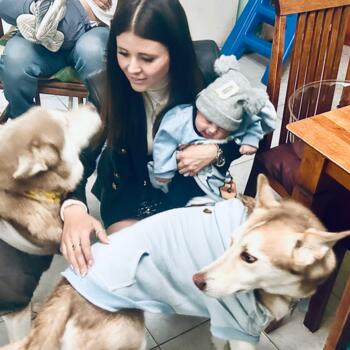 Padre/madre León: ABIGAIL