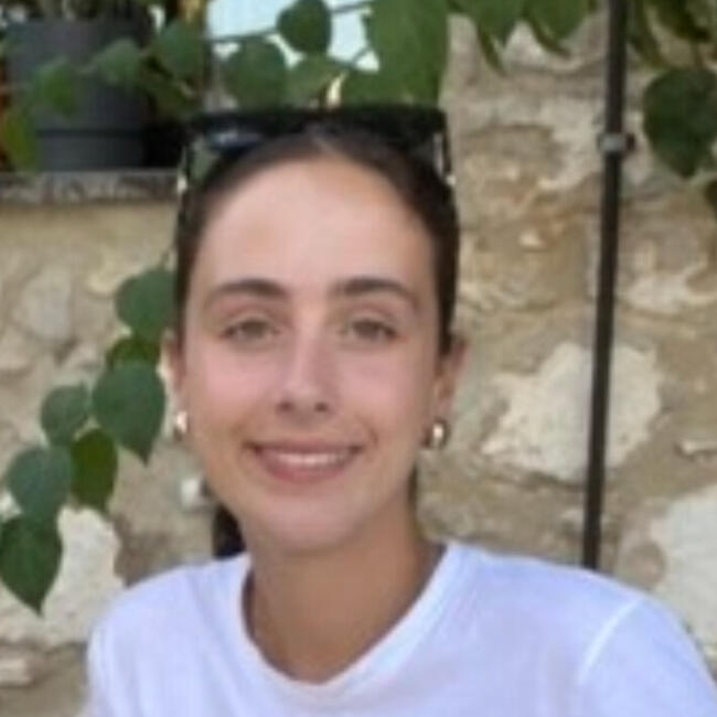 Babysitter em Amesterdã: Lara
