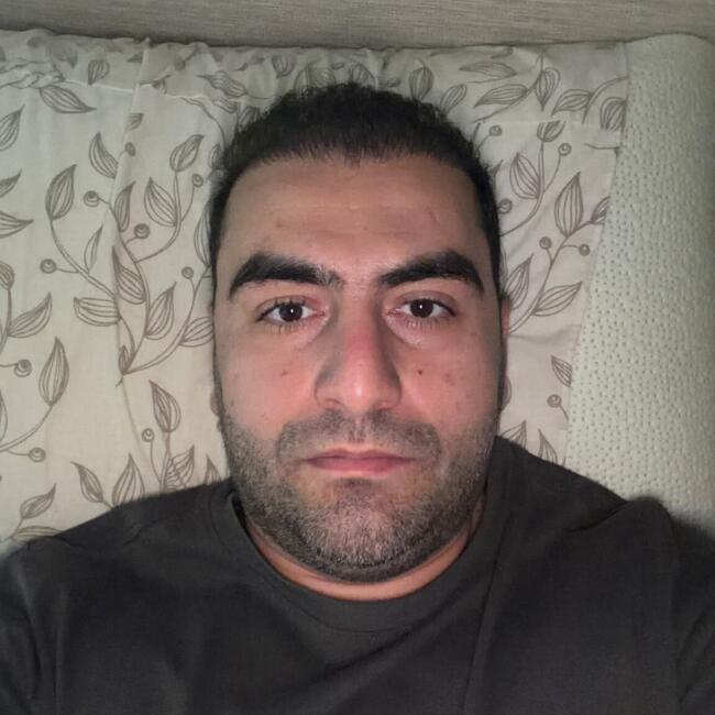 Babysitting job in Dubai: Ali