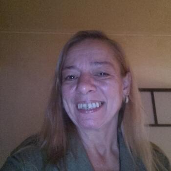 Babysitter in Matosinhos Municipality: Carlacristina