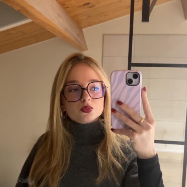 Babysitter in Zonnebeke: Maite