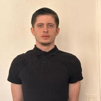 Babysitter in Paris: Lorenzo