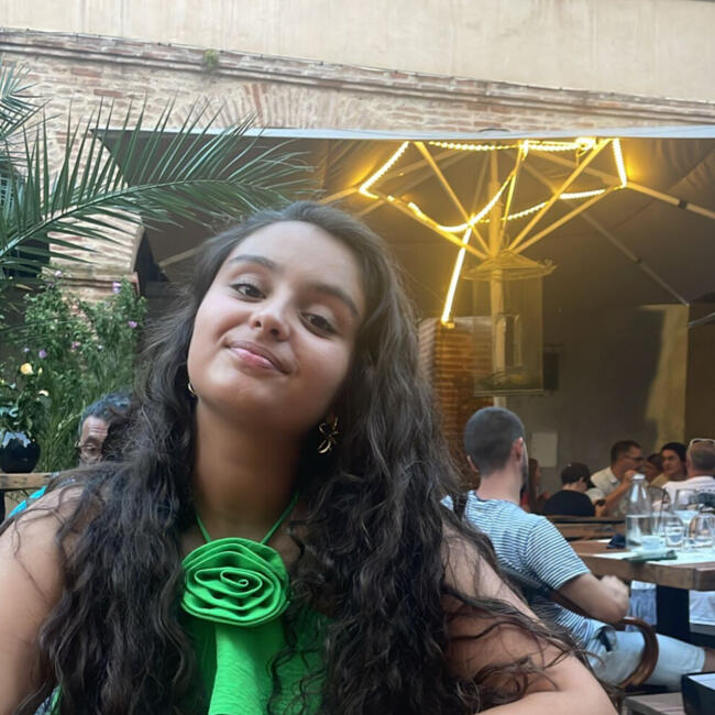 Babysitter in Albi: Leah