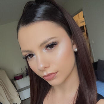 Babysitting job in Limeray: babysitting job Alyson