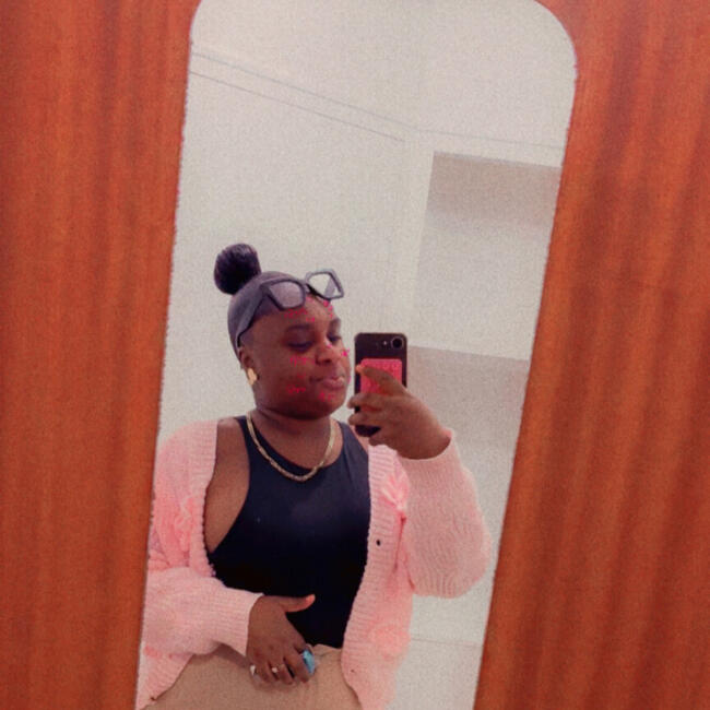 Babysitter in Nogent-le-Rotrou: Floriana