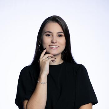Babysitter in Blumenau: Alicia