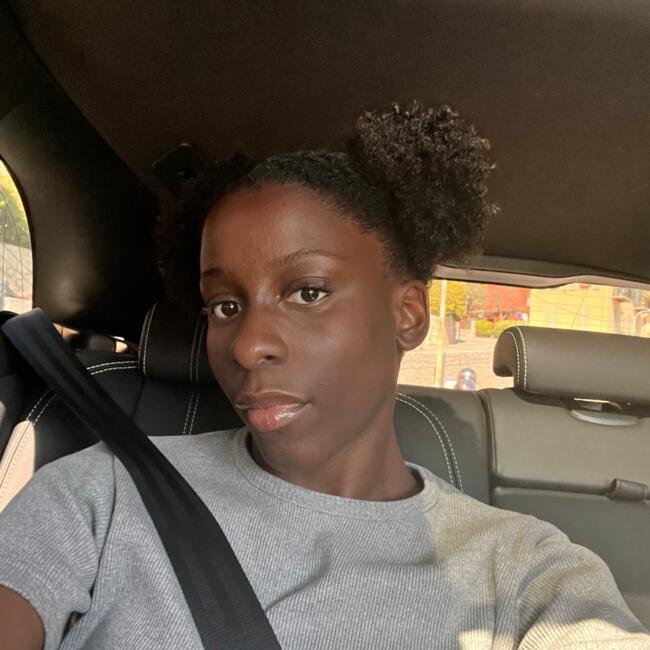 Babysitter in Nice: Axelle