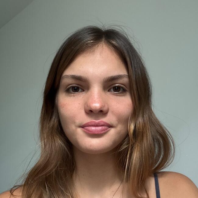 Baby-sitter in Planet Fitness - Scarborough: Sophia