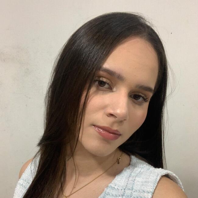 Babysitter in Caruaru: Leticia