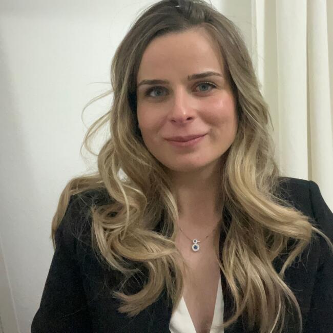 Babysitter in Mogadouro: Maria Vera