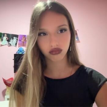 Babysitter Nola: Daria