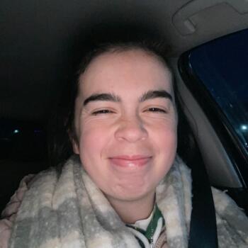 Trabalho de babysitting em Ourém: Trabalho de babysitting Cláudia